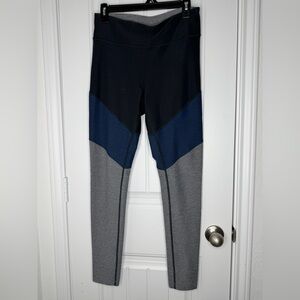 Women’s Outdoor Voices color block black/Blue/Gray Ombré Leggings L